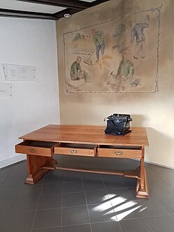 Het bureau van de kampcommandanten Heinrich en Breg